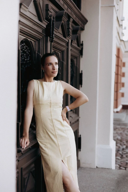 “Дім там, де твоя сім’я”. Як переселенка з Волновахи створює їстівні букети у Литві