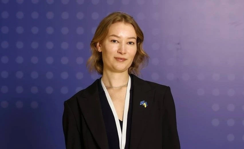 Держава пообіцяла захищати ЛГБТІК+ людей від дискримінації. Що це означає і до чого тут ЄС