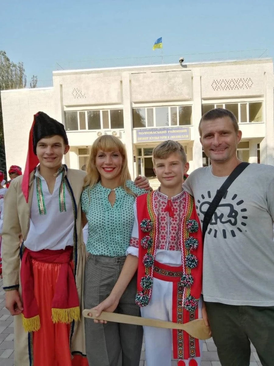 “Небо стало чужим” — історія хореографки з Волноваського району, яка навчає Горішні Плавні танцювати