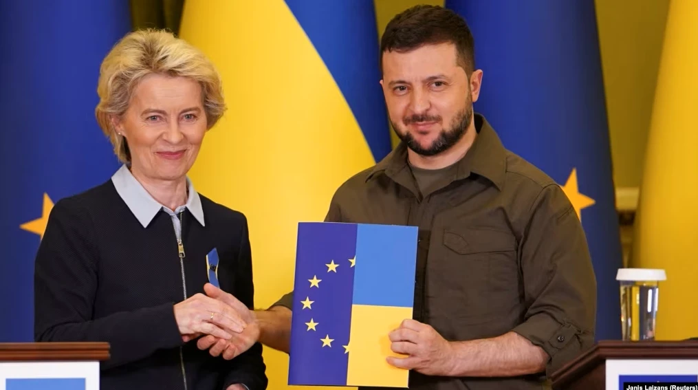 Держава пообіцяла захищати ЛГБТІК+ людей від дискримінації. Що це означає і до чого тут ЄС