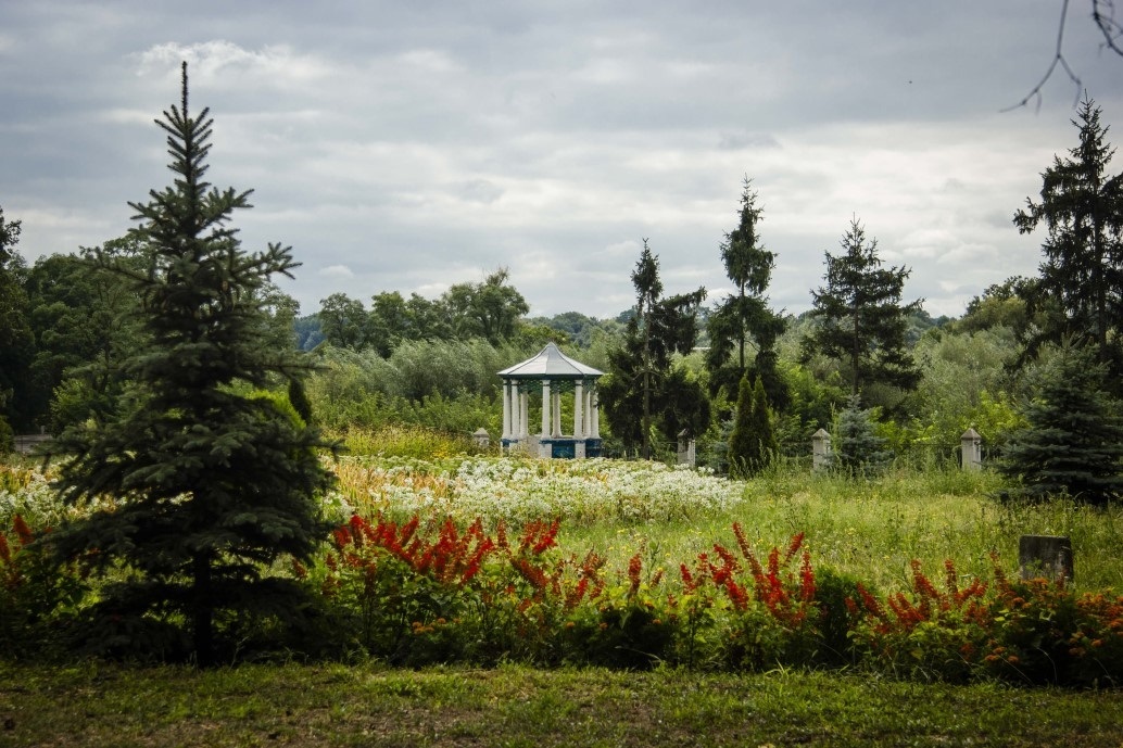 Цегляна альтанка