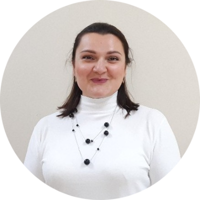 Учитель музыки Анна Бакуменко