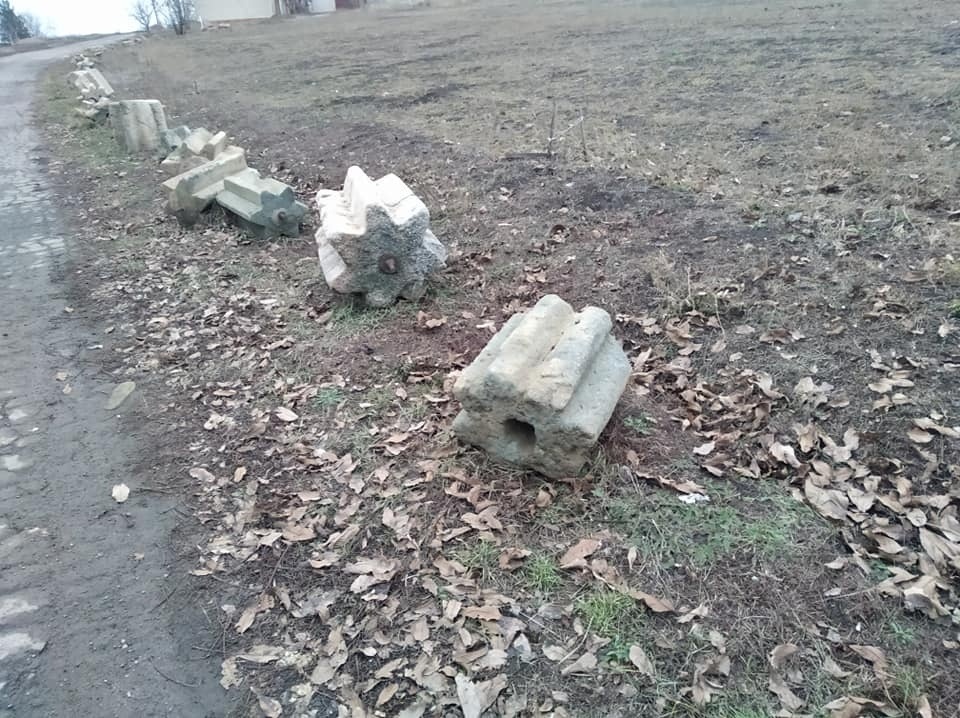 "Музейні експонати" у Волновасі під відкритим небом