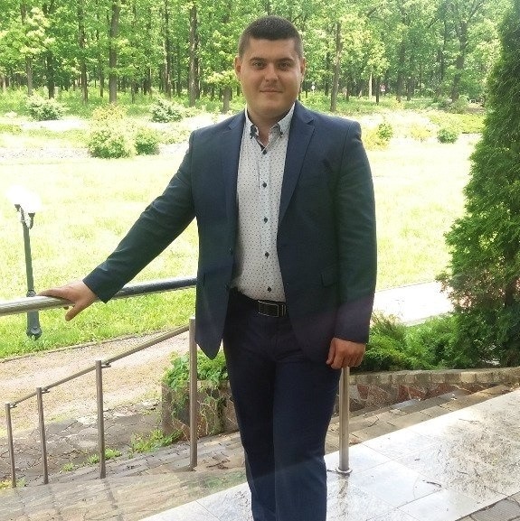 Начальник відділу  з питань житлово-комунального господарства Дмитро Кобзар