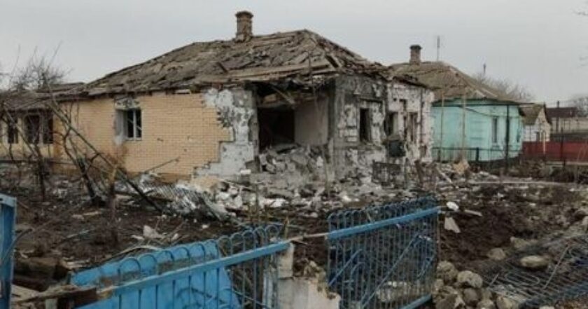 Будинок у Волновасі після наступу російських військ
