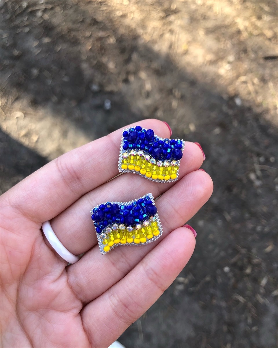 Сережки прапорці 300 грн