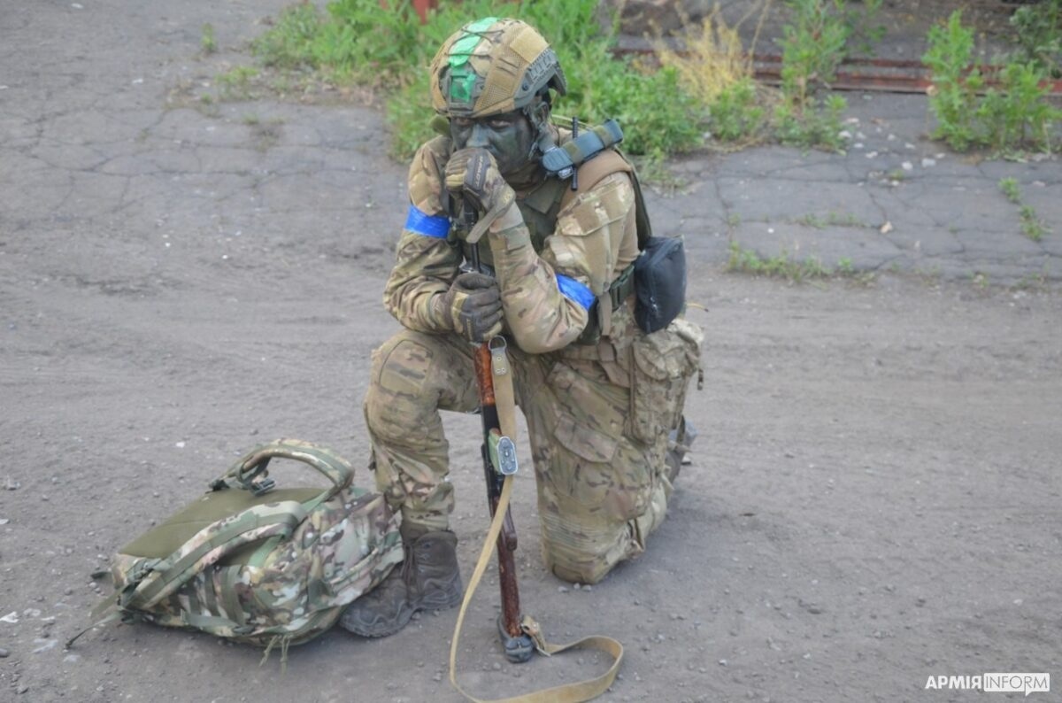 Український воїн у Благодатному
