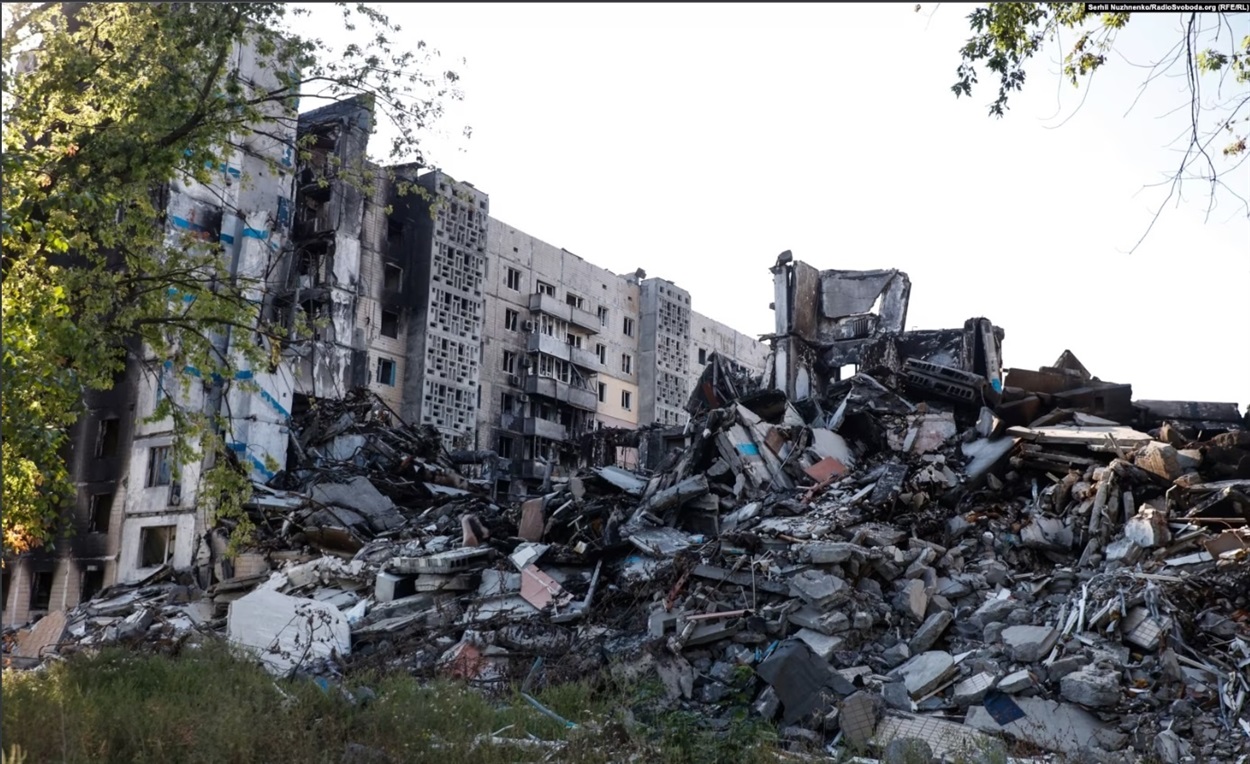 До повномасштабного вторгнення Вугледар – невелике шахтарське містечко, де проживали приблизно півтори тисячі містян, на зараз у місті залишились декілька сотень цивільних людей