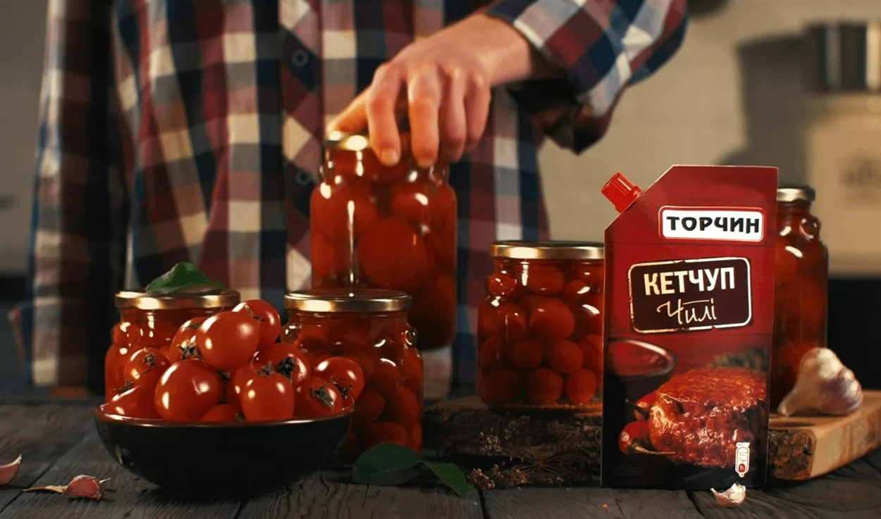 помідори мариновані з кетчупом чілі