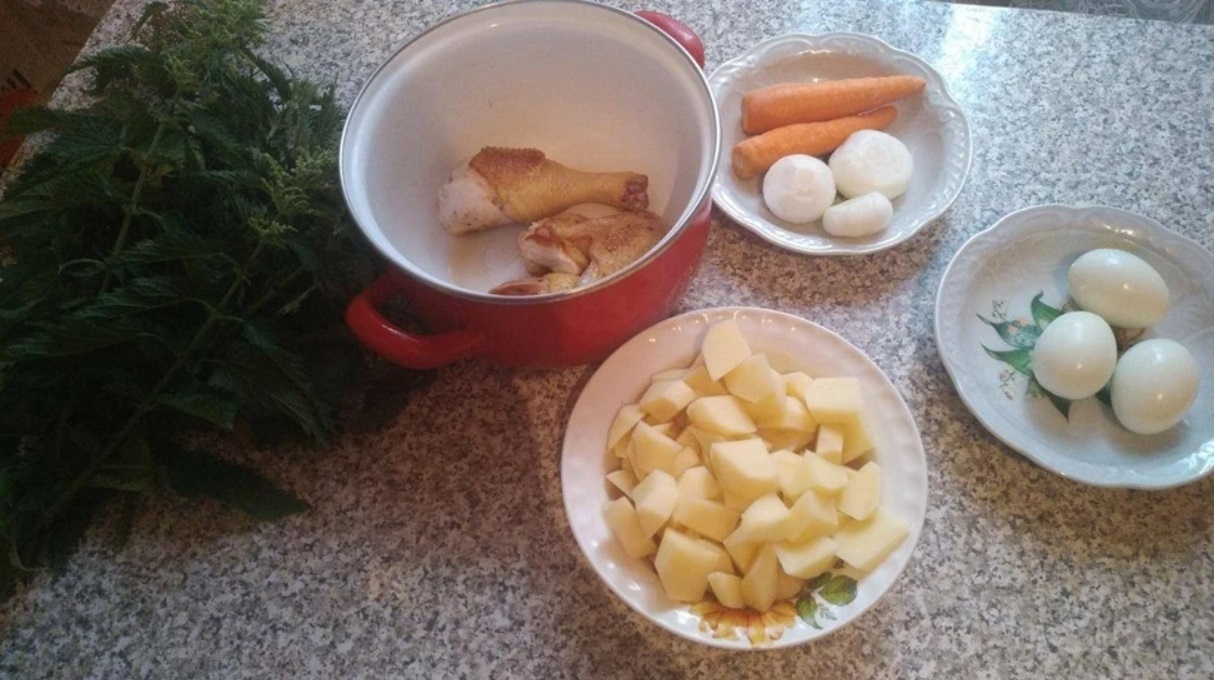 Козацький борщ з кропивою з села Стародубівка