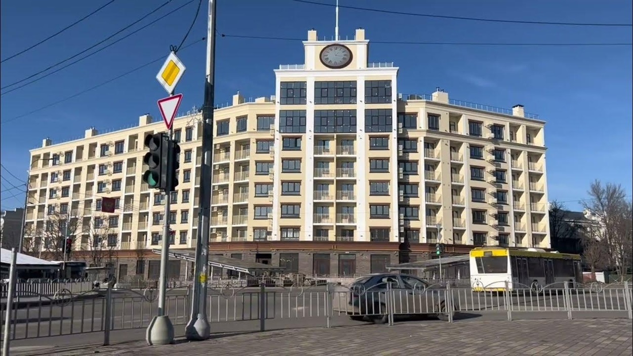 Не потрібні ні там, ні там. Де живуть мешканці окупованих міст Донеччини