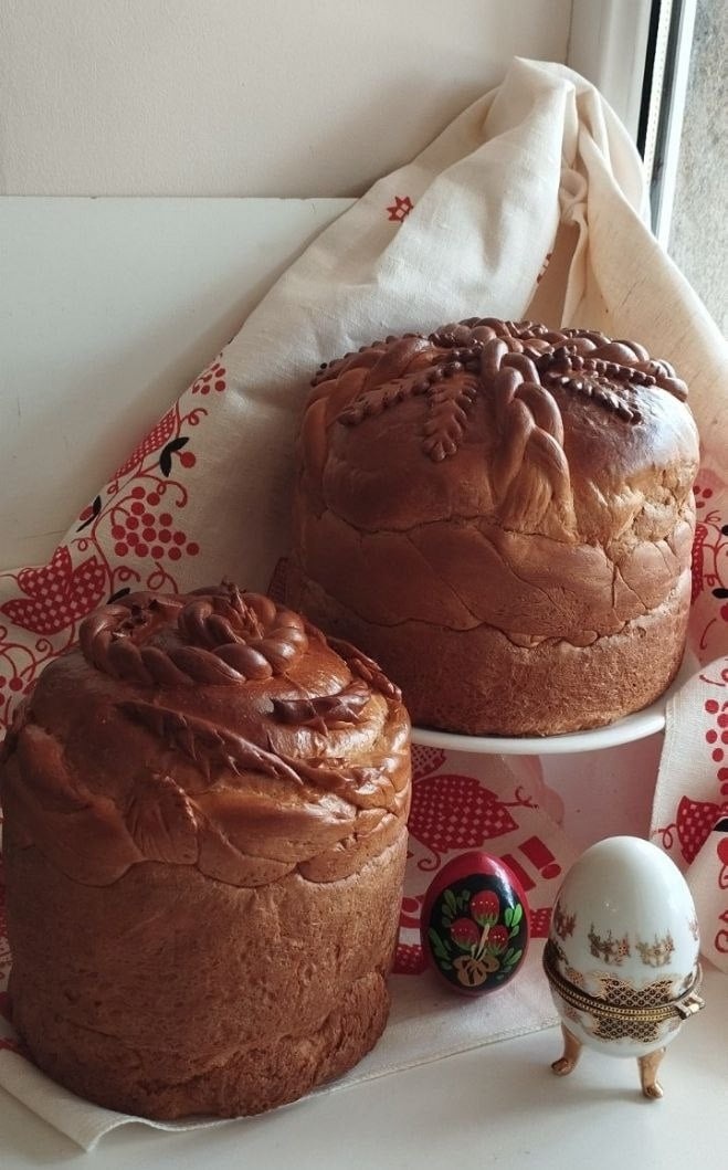 «Виготовлення великодньої паски з косами – обрядового хліба села Новоукраїнка Вугледарської міської територіальної громади»