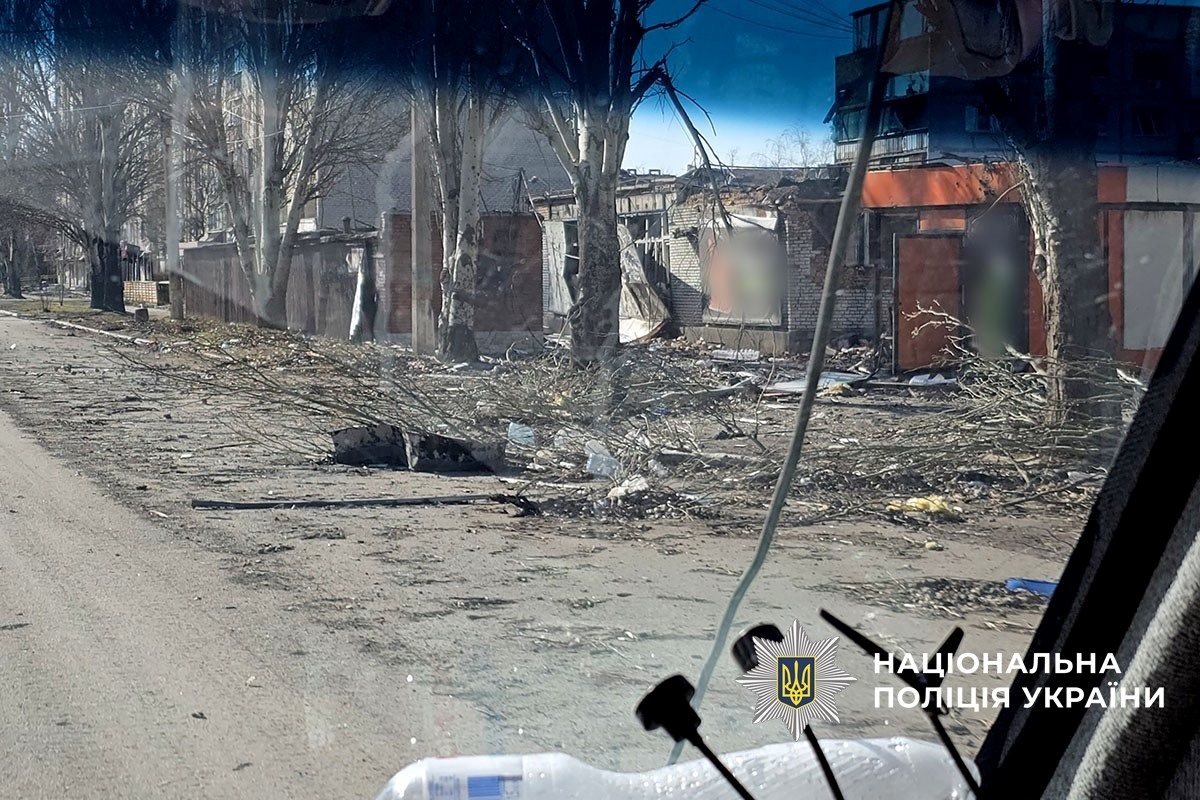 Місто без життя: як виглядає Добропілля під обстрілами